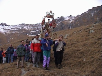 sb2001proces3.jpg (36003 byte)