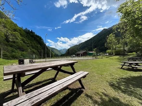 Valprato: aree attrezzate in Loc. Jornea – Area Pic Nic – Tende