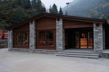 Bando di gara per la concessione in gestione dello stabile comunale sito in località Capoluogo del Comune di Valprato (scadenza 12,00 del giorno 20.11.2026)